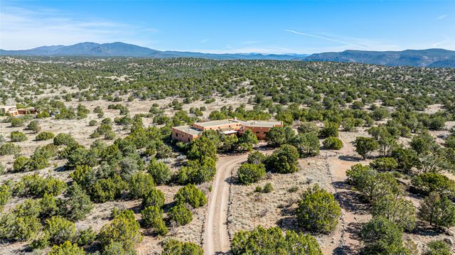 25 Buen Pastor, Santa Fe, NM 87508