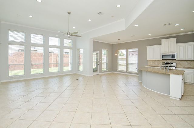 3910 Jade Cove Lane, Sugar Land, TX 77479