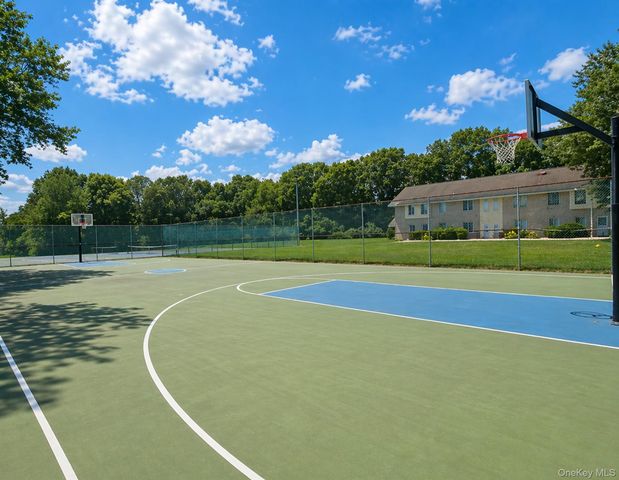 11 Sierra Court 11, Coram, NY 11727