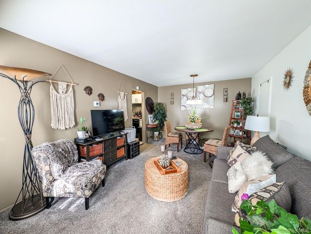 11 Sierra Court 11, Coram, NY 11727