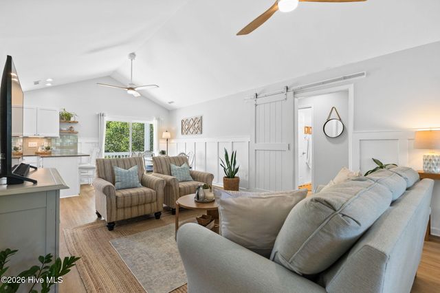 110 NE 17th Street, Oak Island, NC 28465
