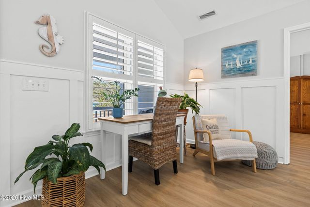 110 NE 17th Street, Oak Island, NC 28465