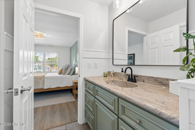 110 NE 17th Street, Oak Island, NC 28465