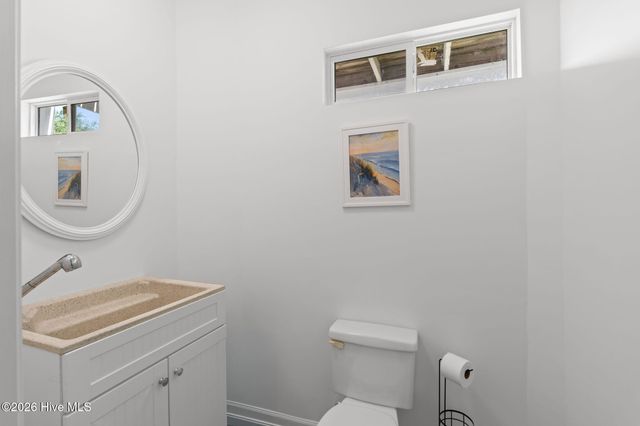 110 NE 17th Street, Oak Island, NC 28465