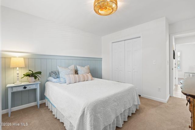 110 NE 17th Street, Oak Island, NC 28465