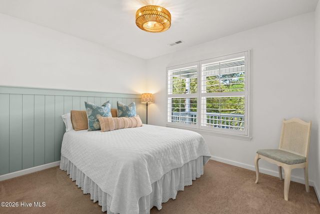 110 NE 17th Street, Oak Island, NC 28465