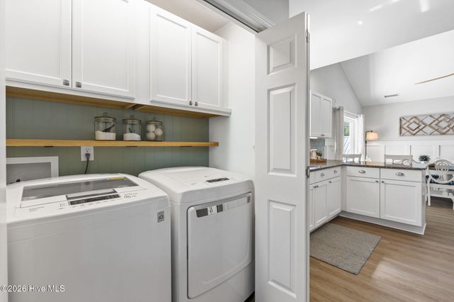 110 NE 17th Street, Oak Island, NC 28465