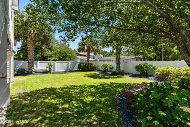 110 NE 17th Street, Oak Island, NC 28465