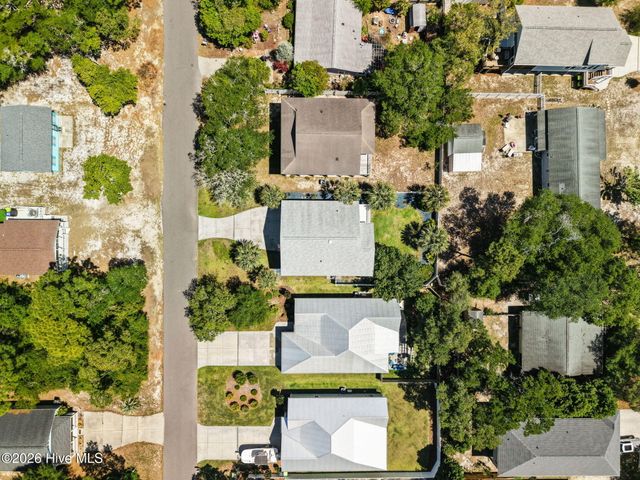 110 NE 17th Street, Oak Island, NC 28465