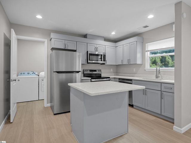 102 Prospect Avenue, Spartanburg, SC 29306