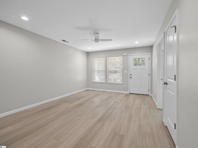 102 Prospect Avenue, Spartanburg, SC 29306