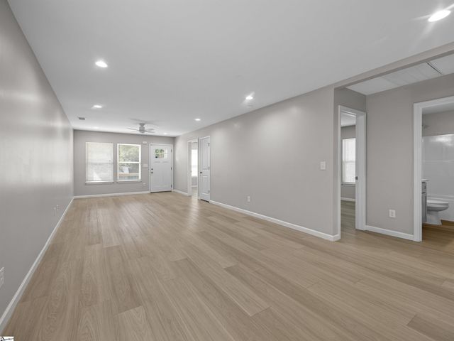 102 Prospect Avenue, Spartanburg, SC 29306