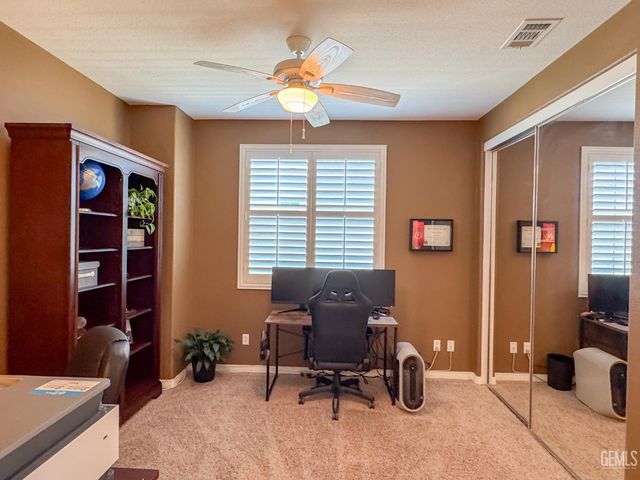 6000 Tandil Way, Bakersfield, CA 93306