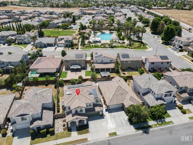 6000 Tandil Way, Bakersfield, CA 93306