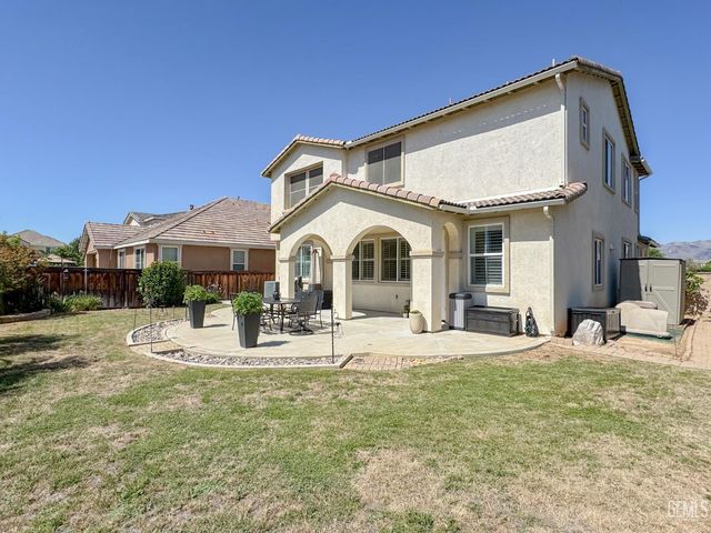 6000 Tandil Way, Bakersfield, CA 93306