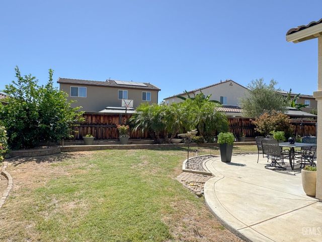 6000 Tandil Way, Bakersfield, CA 93306
