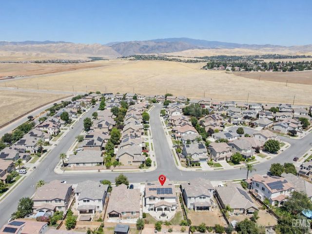 6000 Tandil Way, Bakersfield, CA 93306