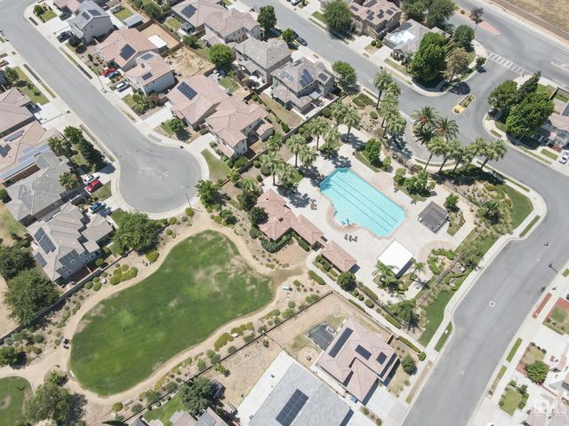 6000 Tandil Way, Bakersfield, CA 93306