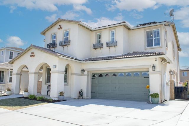 6000 Tandil Way, Bakersfield, CA 93306