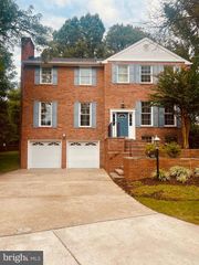 6122 CAMPFIRE, Columbia, MD 21045