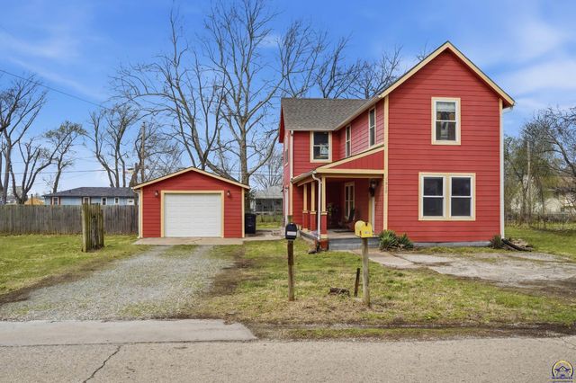 1917 NW West ST, Topeka, KS 66608
