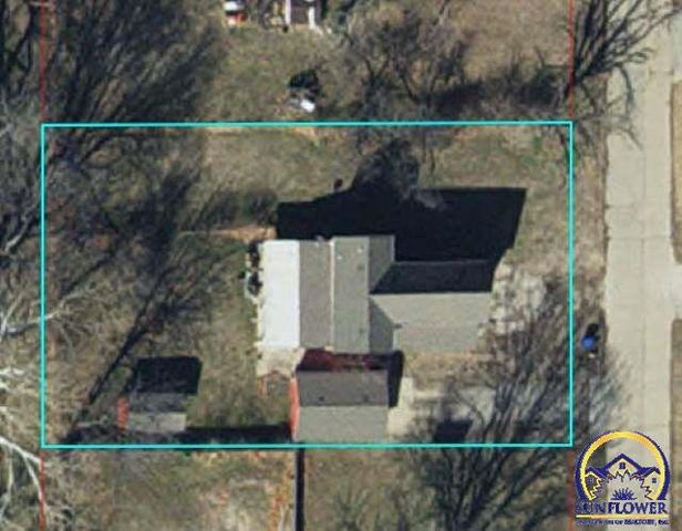 1917 NW West ST, Topeka, KS 66608