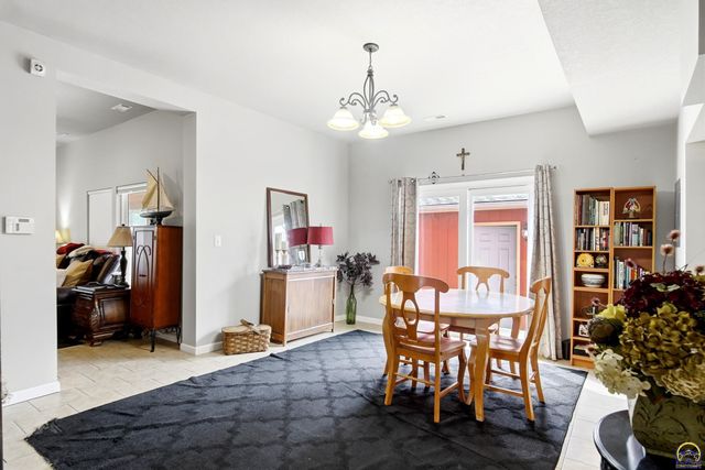 1917 NW West ST, Topeka, KS 66608