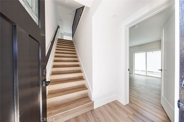 1243 N Sycamore Street, Los Angeles, CA 90038