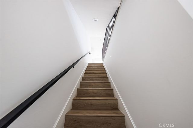 1243 N Sycamore Street, Los Angeles, CA 90038