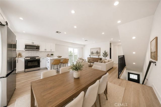 1243 N Sycamore Street, Los Angeles, CA 90038