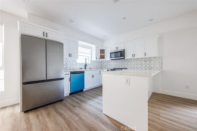 1243 N Sycamore Street, Los Angeles, CA 90038