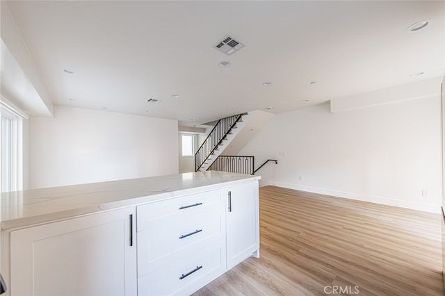 1243 N Sycamore Street, Los Angeles, CA 90038