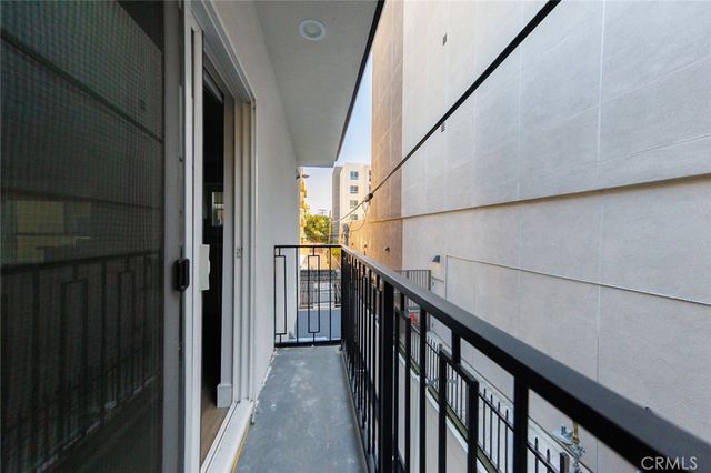 1243 N Sycamore Street, Los Angeles, CA 90038