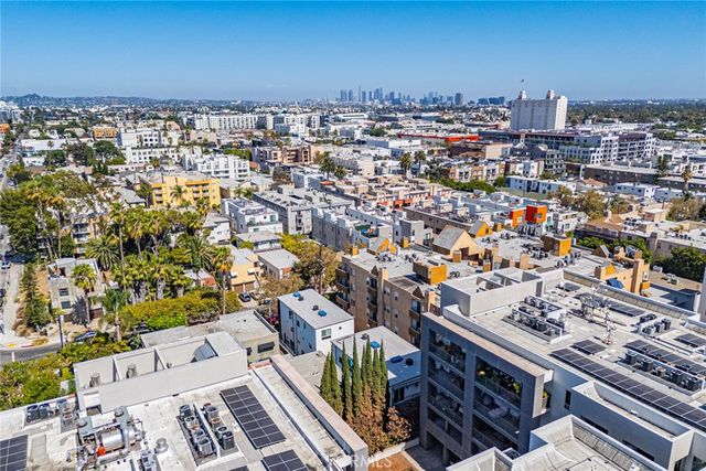 1243 N Sycamore Street, Los Angeles, CA 90038