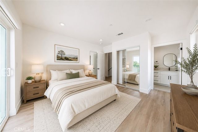 1243 N Sycamore Street, Los Angeles, CA 90038