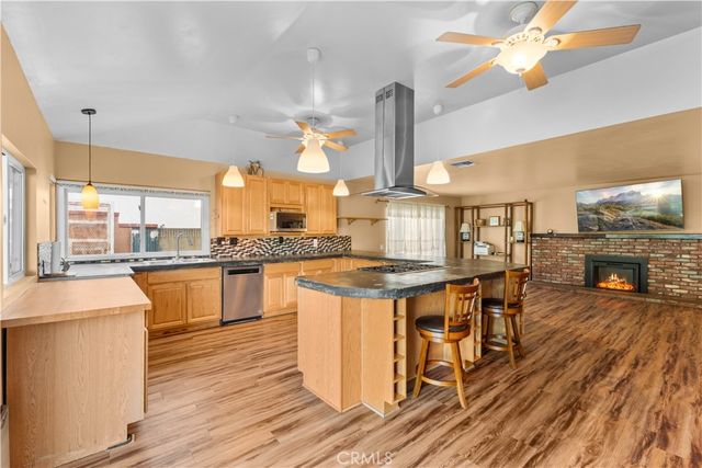 12208 Bombardier Avenue, Norwalk, CA 90650