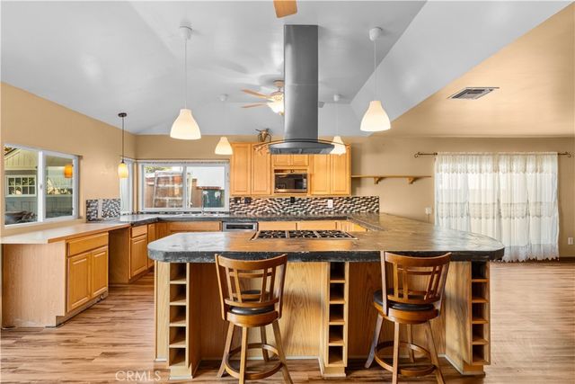 12208 Bombardier Avenue, Norwalk, CA 90650