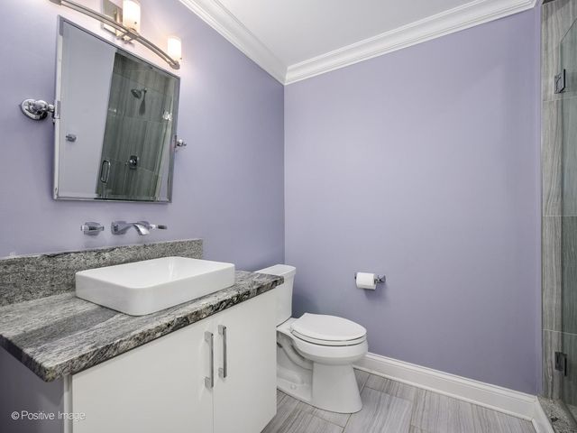3713 N Ashland Avenue 1N, Chicago, IL 60613