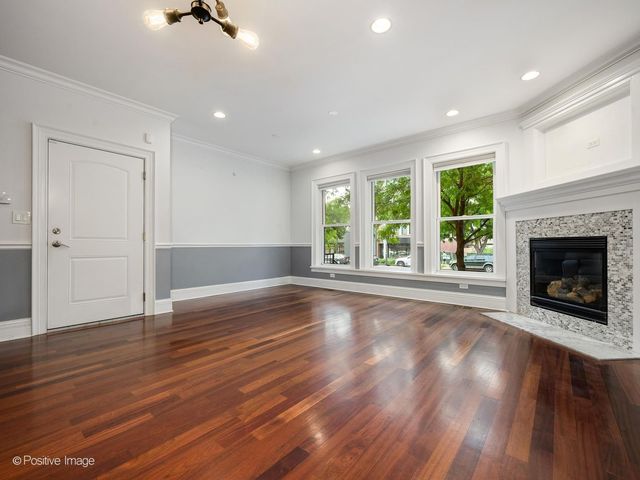 3713 N Ashland Avenue 1N, Chicago, IL 60613