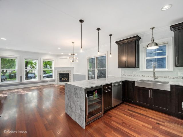 3713 N Ashland Avenue 1N, Chicago, IL 60613