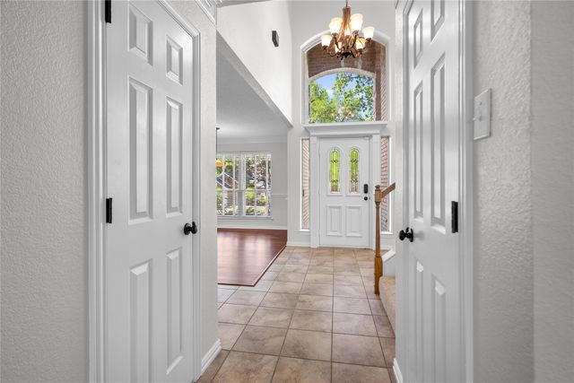 3406 Forestway Court, Arlington, TX 76001