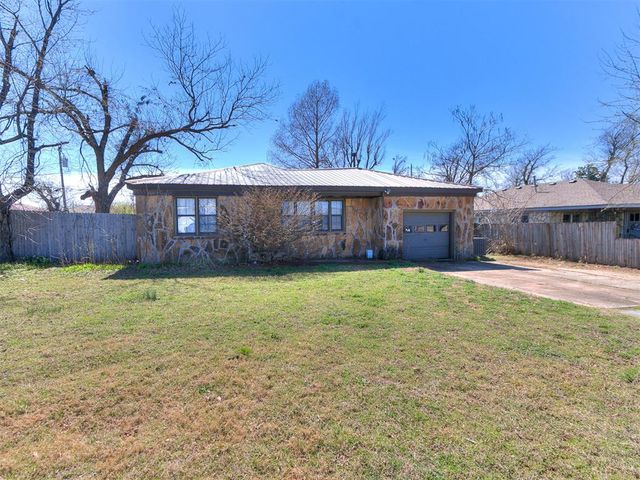 545 W Poplar Street, Shawnee, OK 74801