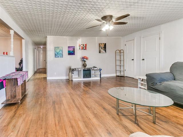 545 W Poplar Street, Shawnee, OK 74801