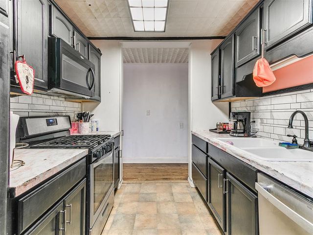 545 W Poplar Street, Shawnee, OK 74801