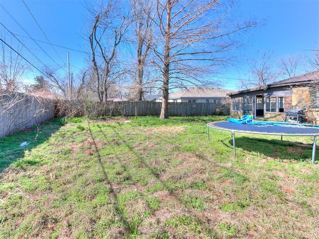 545 W Poplar Street, Shawnee, OK 74801