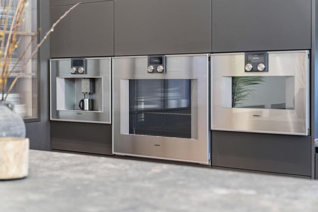 947 Colonial, Palo Alto, CA 94303