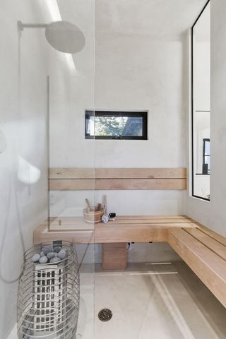 947 Colonial, Palo Alto, CA 94303