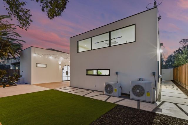 947 Colonial, Palo Alto, CA 94303