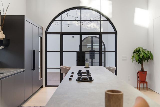 947 Colonial, Palo Alto, CA 94303