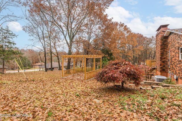 229 FREDRICKS LANE, Jefferson City, MO 65101